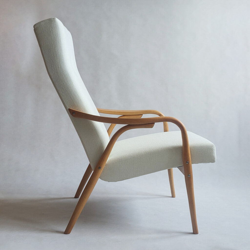 kreslo ton, antonin suman, retronaut