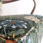 kreslo H-237, retronaut