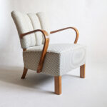 kreslo H-237, retronaut