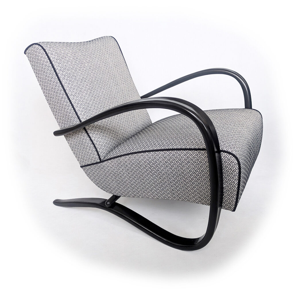 kreslo H-269, retronaut